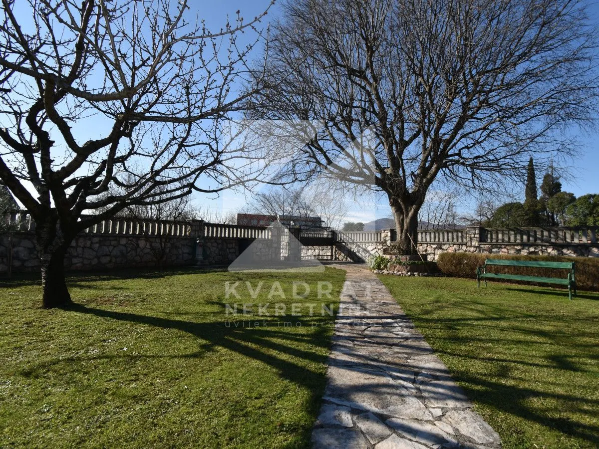 Rent, house, 300m², Donja Gorica, Podgorica