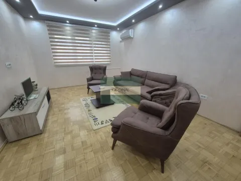 Prodaja, dvosoban stan, 70m², Centar, Jagodina - image 42