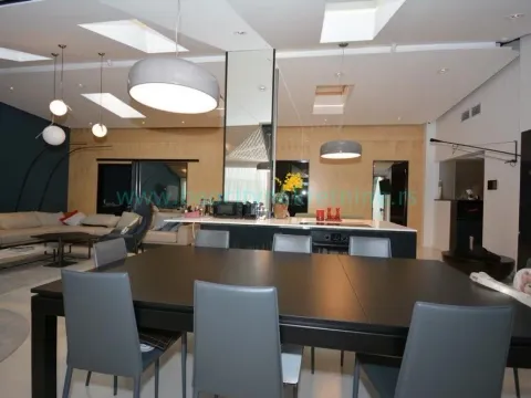 Prodaja, četvorosoban stan, 240m², Dedinje Sve Podlokacije, Beograd - image 10