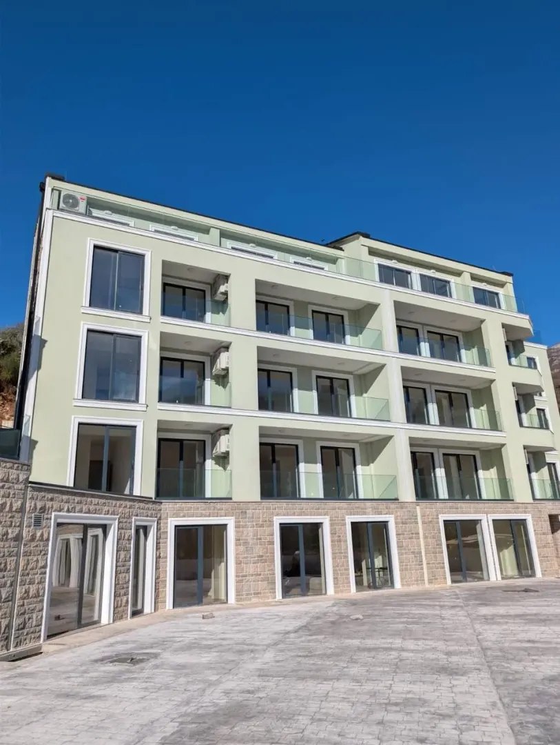 Sale, two bedroom apartment, 109m², Kamenovo, Budva