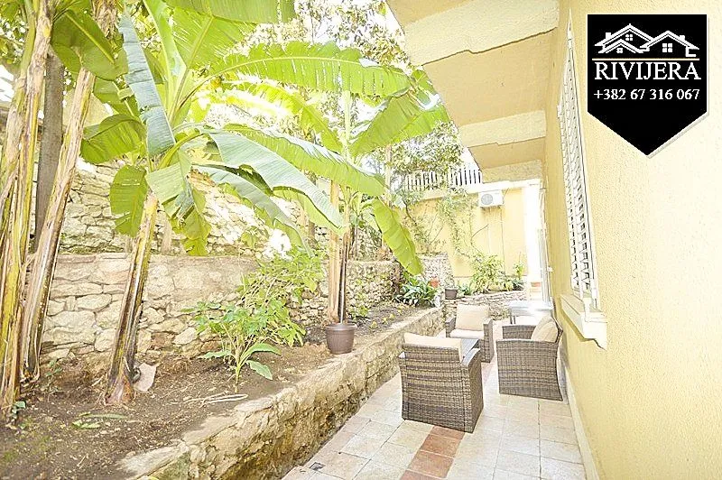 Prodaja, kuća, 75m², Centar, Herceg Novi