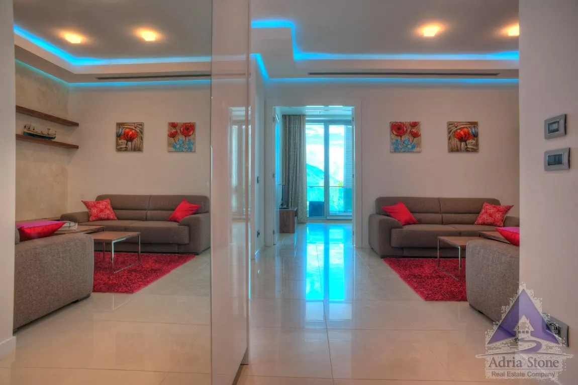 Sale, two bedroom apartment, 95m², Centar, Budva