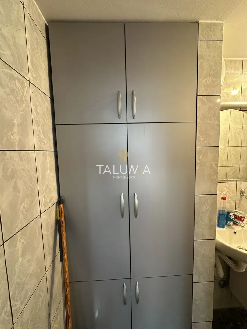 Rent, office space, 28m², Stari Aerodrom, Podgorica