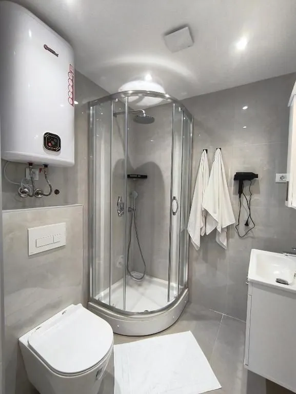 Prodaja, trosoban stan, 90m², Šušanj, Bar