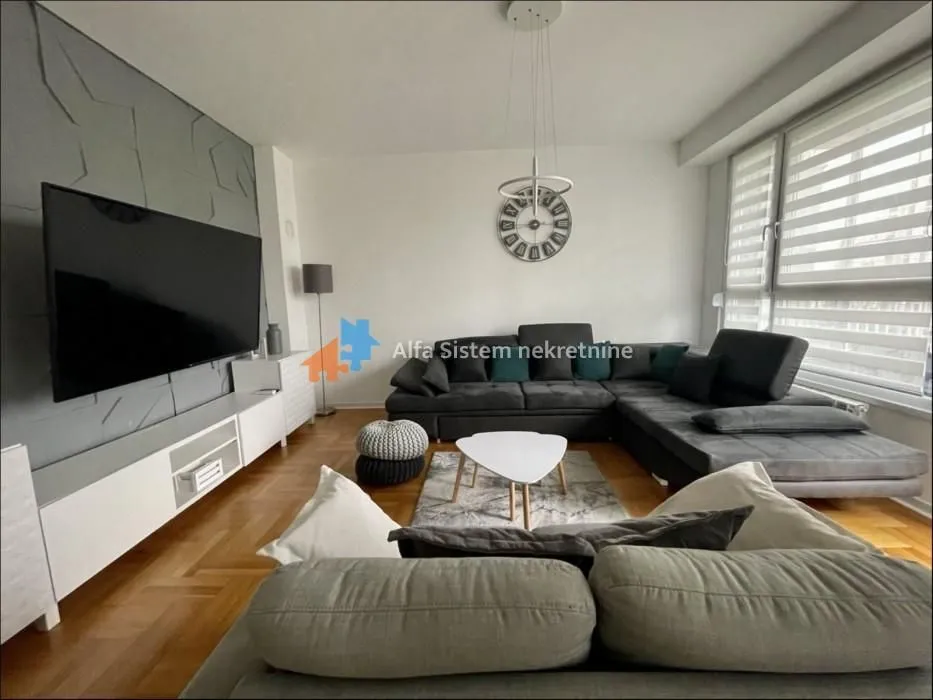 Rent, two bedroom apartment, 58m², Novi Beograd Blok 63, Novi Beograd Sve Podlokacije