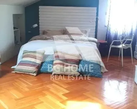 Prodaja, četvorosoban stan, 135m², Kalenić Pijaca, Vračar Sve Podlokacije - image 4