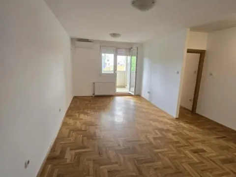 Sale, two bedroom apartment, 53m², Bulevar patrijarha Pavla, Novi Sad Sve Podlokacije - image 1