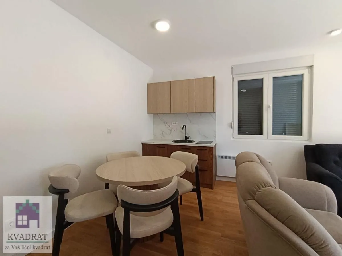 Prodaja, jednosoban stan, 37m², Centar, Zlatibor