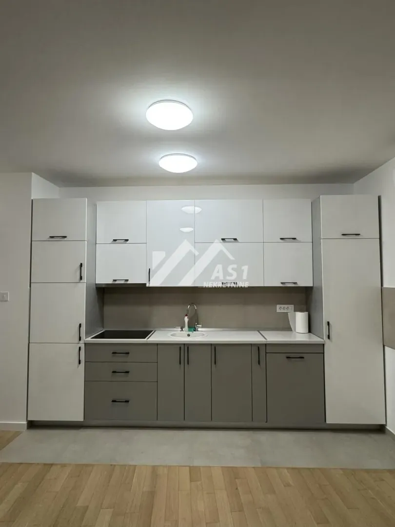 Rent, four bedroom apartment, 88m², Salajka, Novi Sad Sve Podlokacije