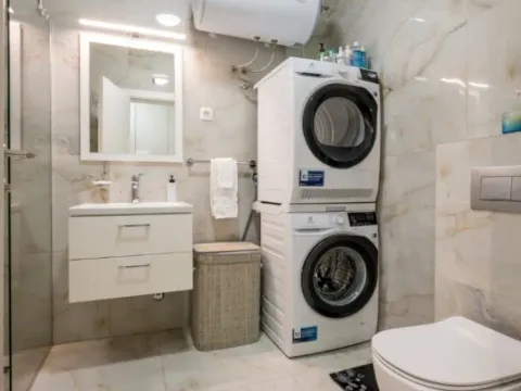 Prodaja, dvosoban stan, 63m², Mažina, Tivat - image 10