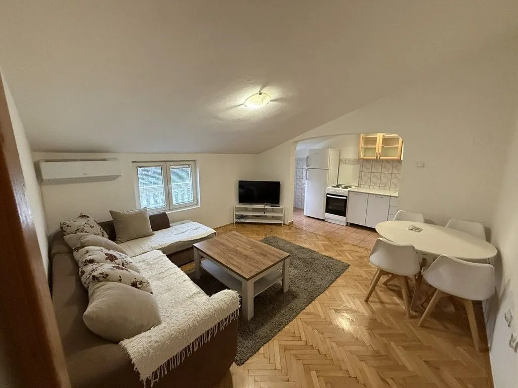 Rent, two bedroom apartment, 65m², Zagorič, Podgorica