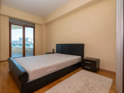 Rent, apartment, 100m², Centar, Podgorica - image 9