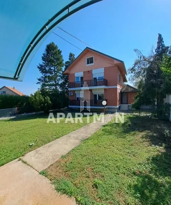 Prodaja, kuća, 140m², Voždovac Sve Podlokacije, Beograd