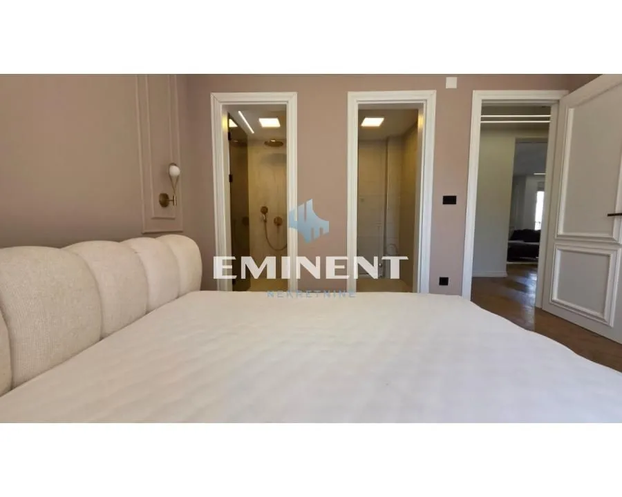 Sale, three bedroom apartment, 116m², Cvetkova Pijaca, Zvezdara Sve Podlokacije