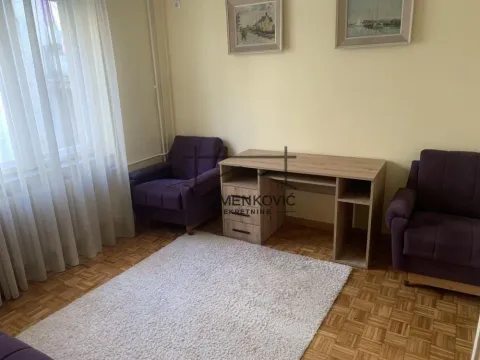 Izdavanje, trosoban stan, 71m², Centar, Novi Sad - image 7