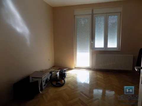 Izdavanje, dvosoban stan, 70m², Centar, Paraćin - image 15