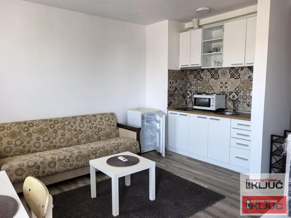 Rent, one bedroom apartment, 38m², Grbavica, Novi Sad Sve Podlokacije