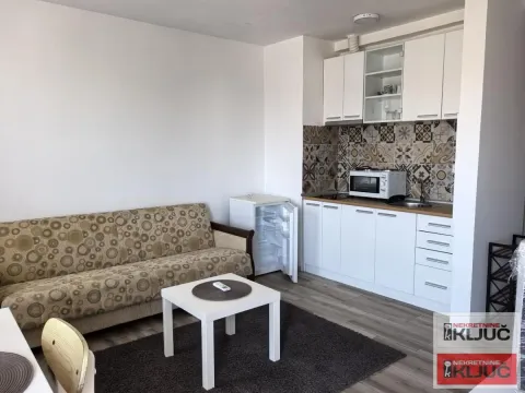 Rent, one bedroom apartment, 38m², Grbavica, Novi Sad Sve Podlokacije - image 2