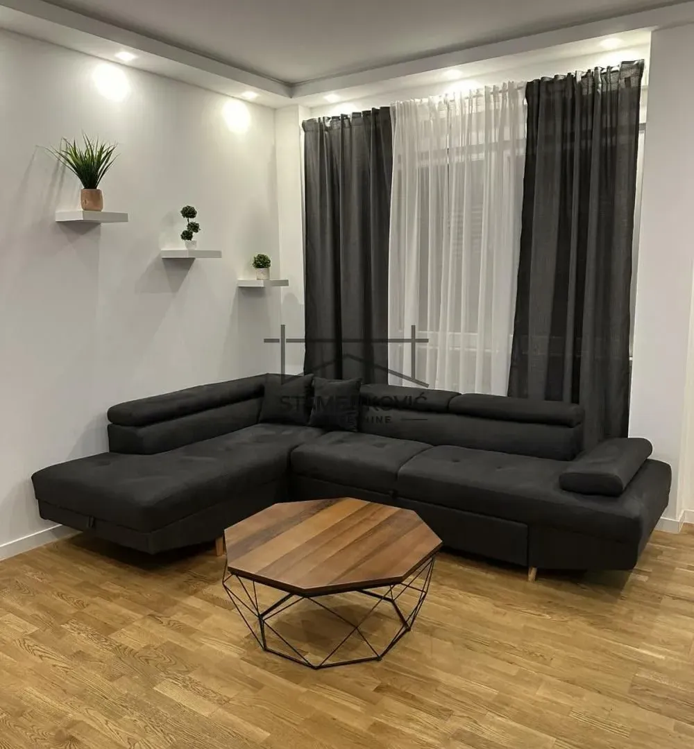 Prodaja, jednosoban stan, 42m², Petrovaradin, Novi Sad