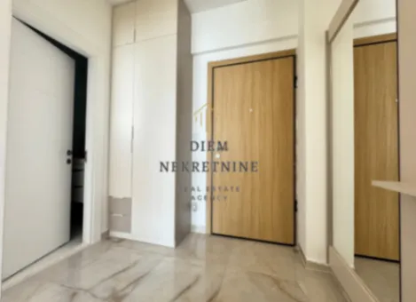 Izdavanje, jednosoban stan, 55m², City Kej, Podgorica - image 8