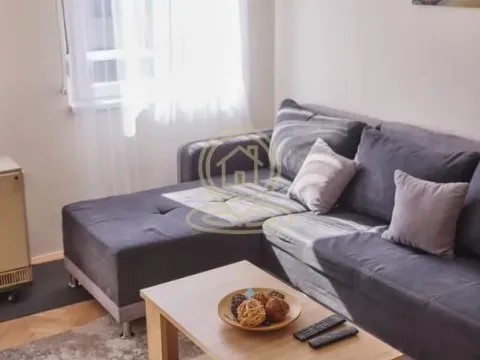 Rent, two bedroom apartment, 55m², Savski Venac, Beograd - image 9