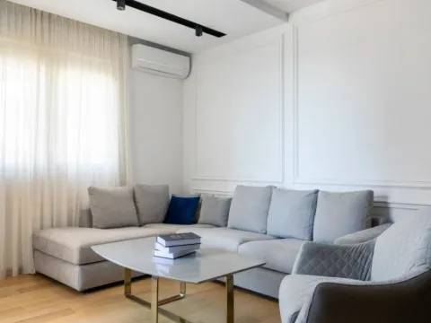 Izdavanje, jednosoban stan, 50m², Bečići, Budva - image 10