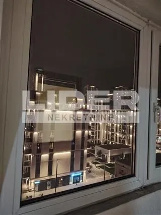 Izdavanje, stan, 160m², Savski Venac, Beograd