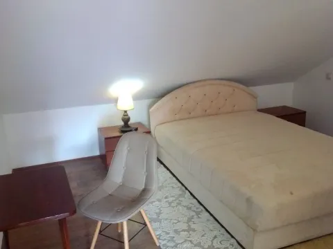 Rent, two bedroom apartment, 80m², Kalimanj, Tivat - image 2