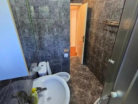 Rent, one bedroom apartment, 39m², Centar, Podgorica - image 1