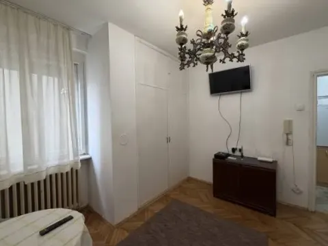Izdavanje, jednosoban stan, 20m², Savski Venac, Beograd - image 7