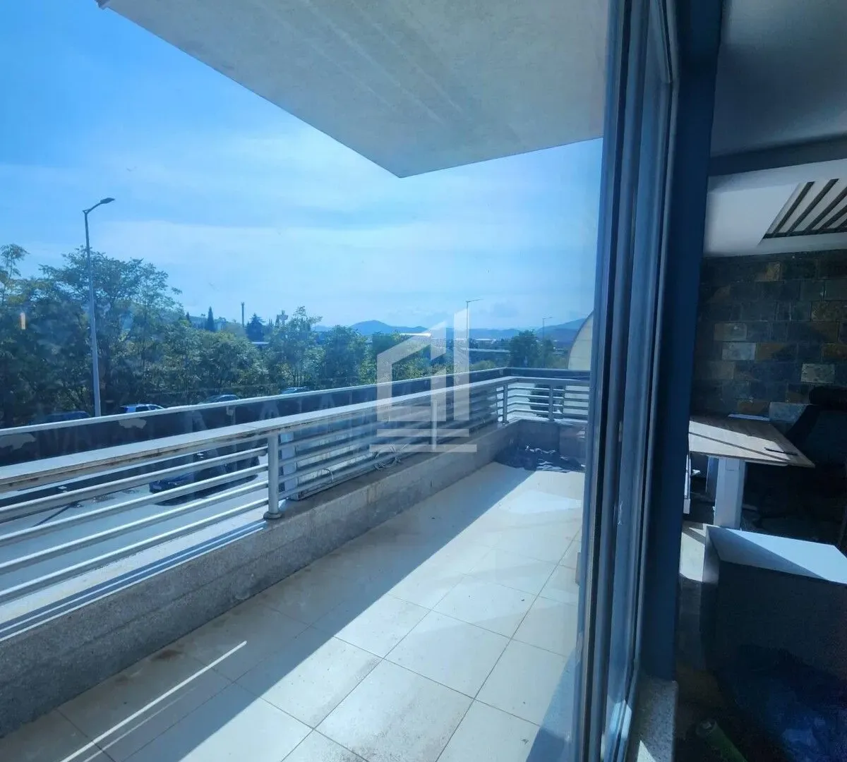 Rent, office space, 180m², Krivi Most, Podgorica