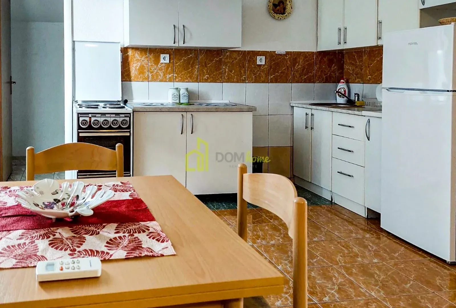 Sale, house, 200m², Donji Kokoti, Podgorica