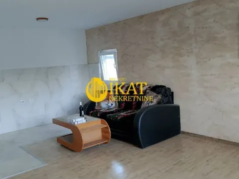 Prodaja, kuća, 200m², Štulac, Vrnjačka Banja - image 1