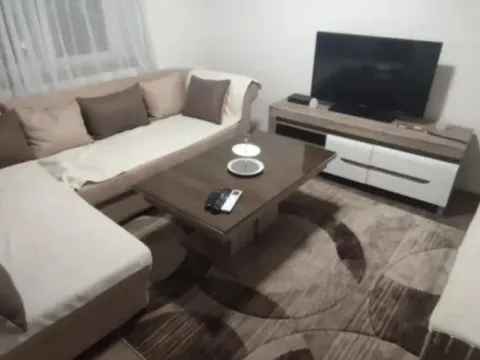 Izdavanje, dvosoban stan, 70m2, Drac, Podgorica Izdavanje, dvosoban stan, 70m2, Drac, Podgorica