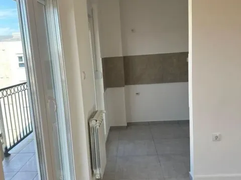 Prodaja, trosoban stan, 72m², Bubanj, Kragujevac - image 8