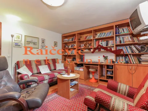 Sale, house, 370m², Voždovac Sve Podlokacije, Beograd - image 12