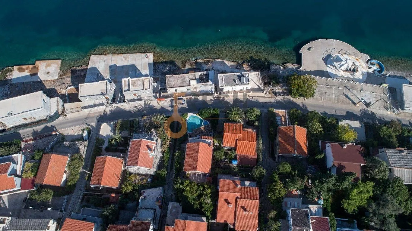 Prodaja, kuća, 239m², Krašići, Tivat