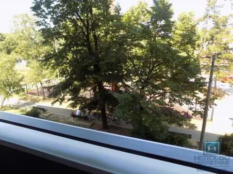 Izdavanje, dvosoban stan, 50m², Centar, Paraćin - image 11