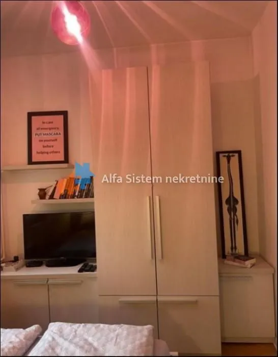 Rent, three bedroom apartment, 70m², Stari Grad, Beograd