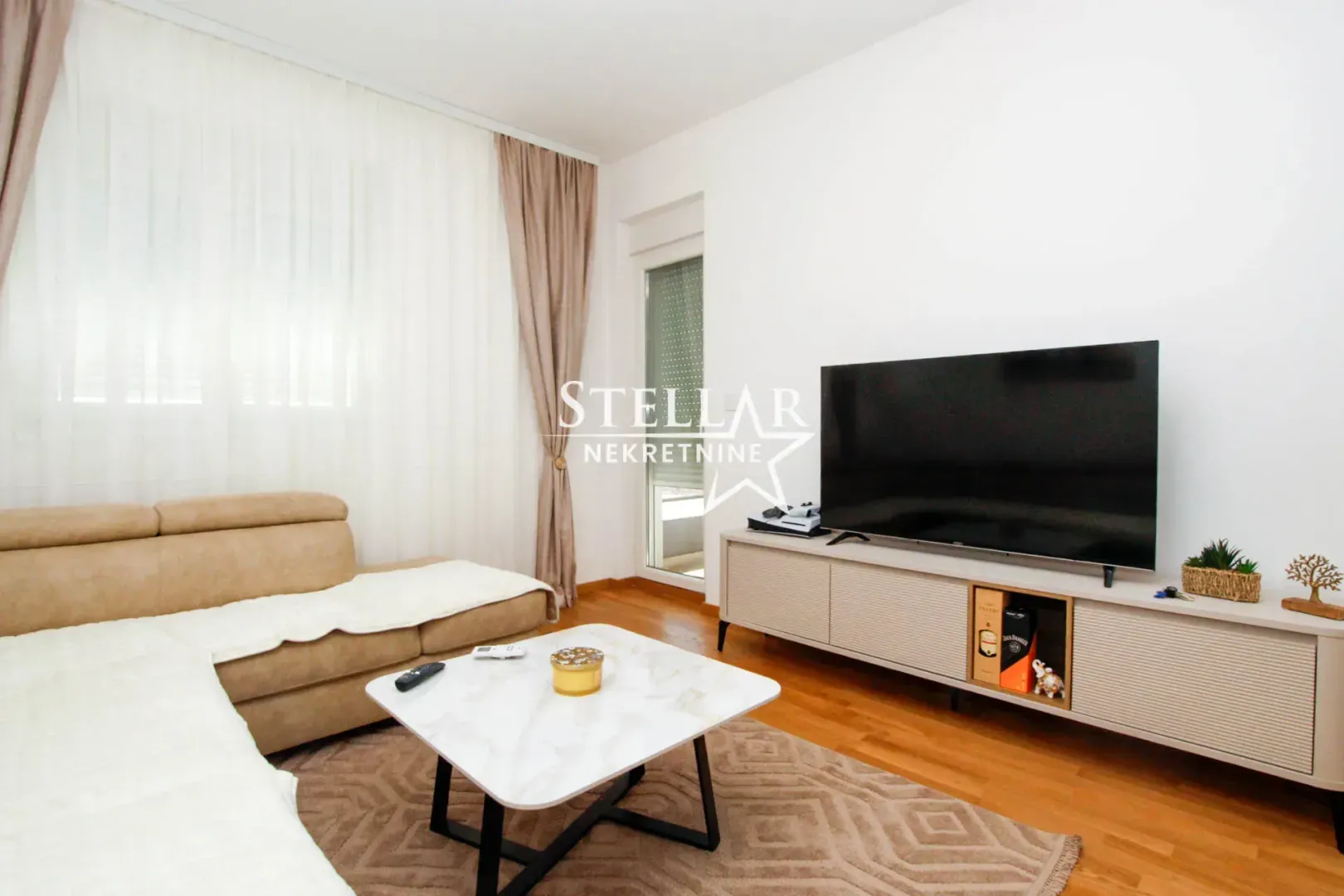 Rent, one bedroom apartment, 48m², Stari Aerodrom, Podgorica