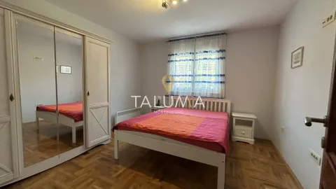Prodaja, kuća, 200m², Tološi, Podgorica - image 8
