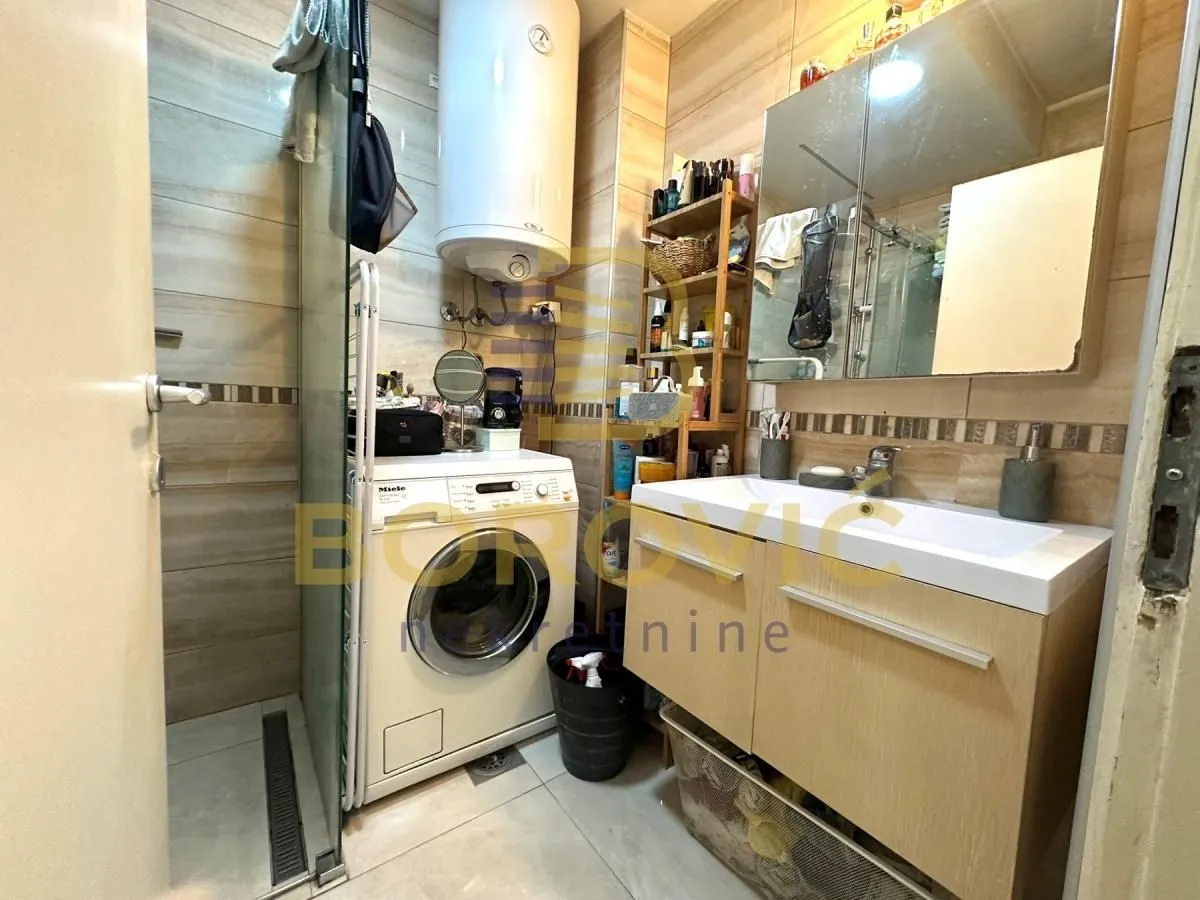 Sale, two bedroom apartment, 63m², Hala Pionir, Palilula Sve Podlokacije