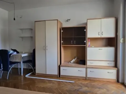 Stan in Grbavica