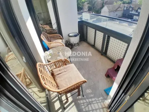 Prodaja, trosoban stan, 70m², Zemun Sve Podlokacije, Beograd - image 5