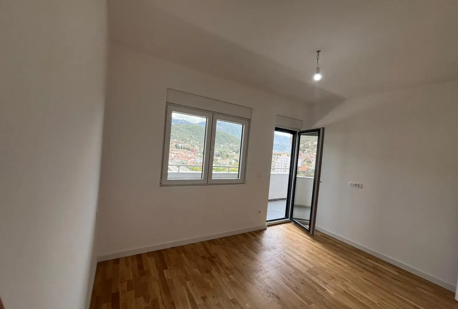 Prodaja, stan, 110m², Bar, Crna Gora