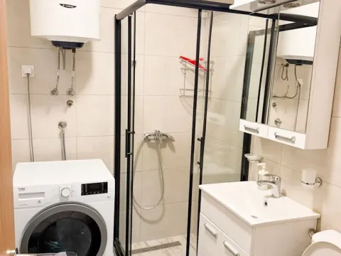 Rent, one bedroom apartment, 50m², Preko Morače, Podgorica - image 8