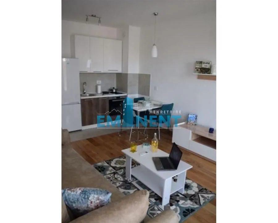 Izdavanje, jednosoban stan, 31m², Voždovac Sve Podlokacije, Beograd