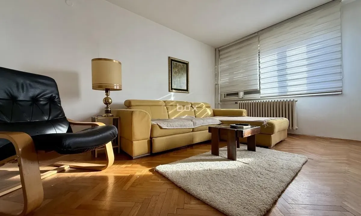 Prodaja, trosoban stan, 69m², Gradska Bolnica, Niš