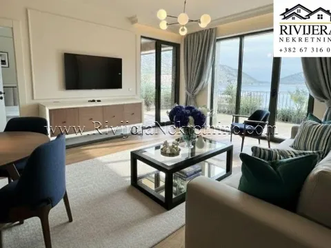 Prodaja, dvosoban stan, 115m², Risan, Kotor - image 14