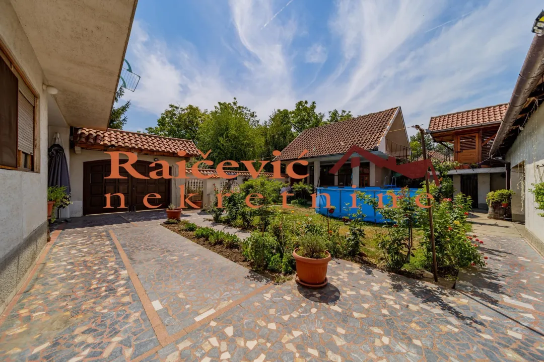 Prodaja, kuća, 484m², Pančevo, Srbija